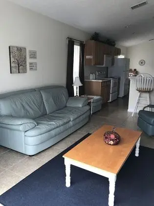 Ev, Birden Çok Yatak, Kişiye Özel Havuzlu (Laurel Ridge)