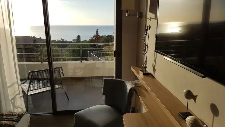 Superior Tek Büyük veya İki Ayrı Yataklı Oda, Balkon