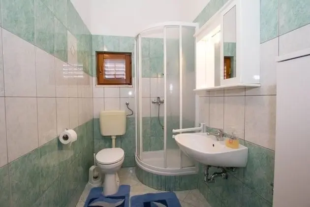 Apart Daire (David - 20m from the beach with parki)