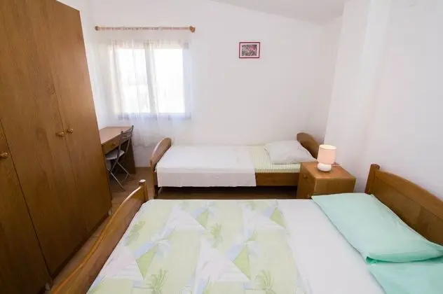 Apart Daire (David - 20m from the beach with parki)