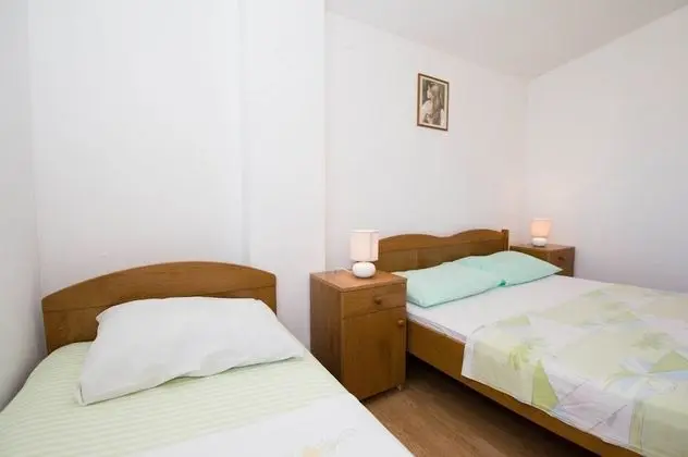 Apart Daire (David - 20m from the beach with parki)