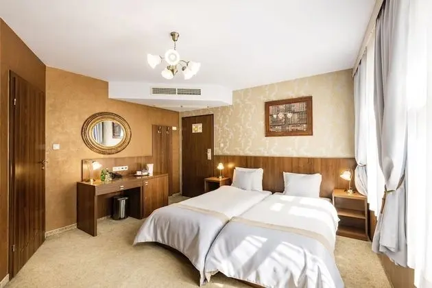 Standard Tek Büyük veya İki Ayrı Yataklı Oda