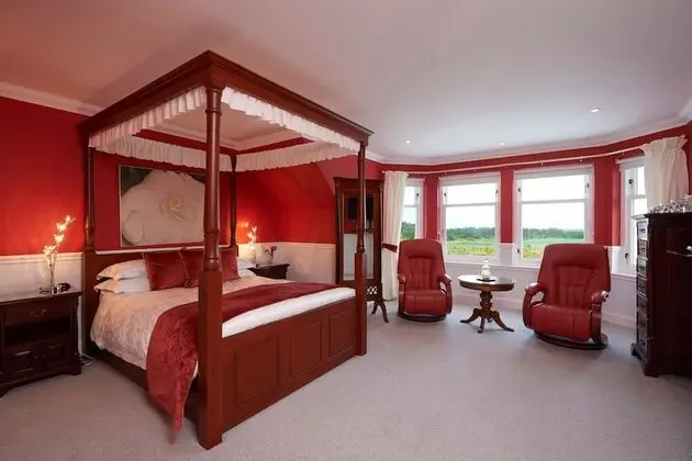 Luxury Tek Büyük Yataklı Oda (Four Poster Bed)