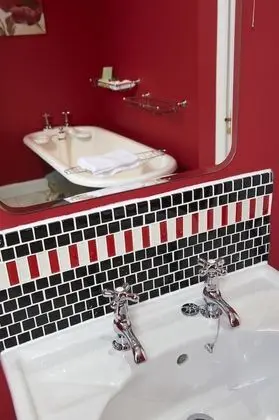 Luxury Tek Büyük Yataklı Oda (Four Poster Bed)
