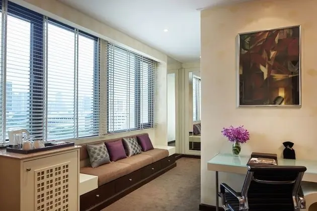 Studio Room (Corner Wing)