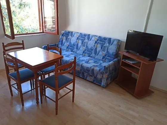 Apart Daire (Davor - with parking - A6(2+2))