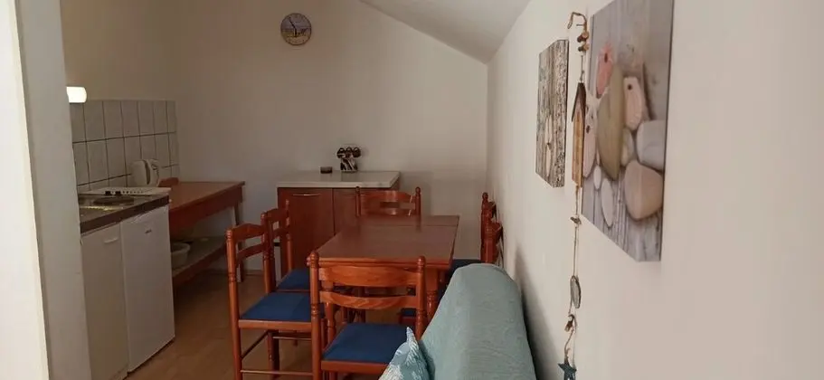 Apart Daire (Davor - with parking - A8(6))