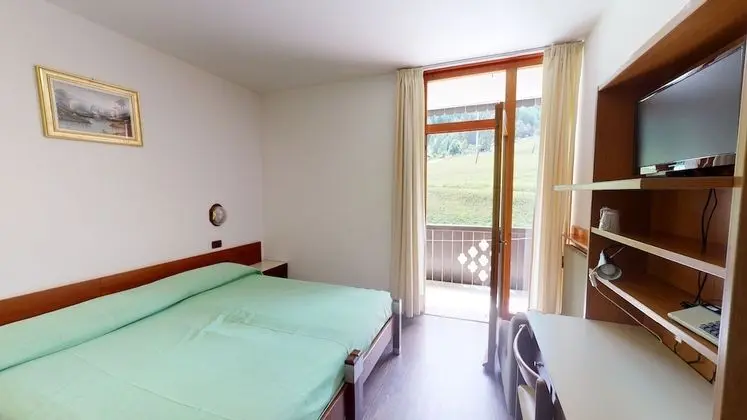 Tek Büyük Yataklı Oda, Balkon