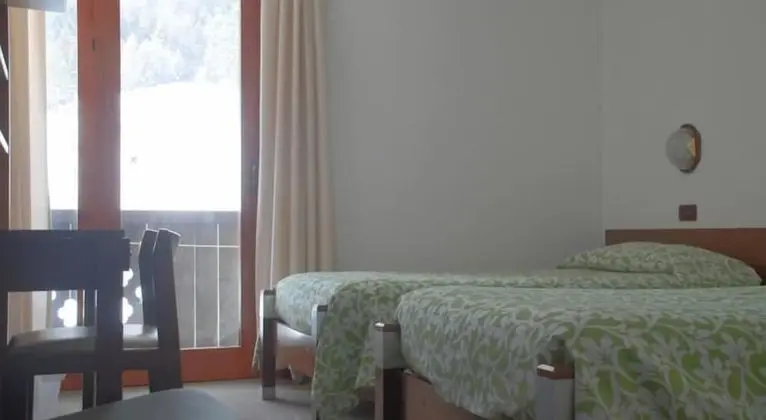 Tek Büyük Yataklı Oda, Balkon
