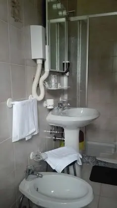 Tek Büyük Yataklı Oda, Balkon