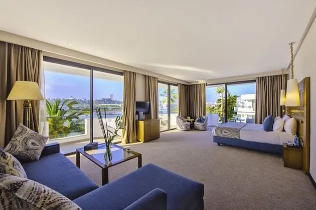 Premium Süit (River View)