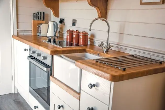 Standard Kulübe (Texel Hut)