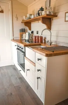 Standard Kulübe (Texel Hut)