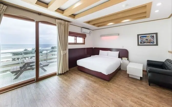 Superior Tek Büyük Yataklı Oda, Deniz Manzaralı