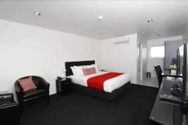 Standard Stüdyo, Sigara İçilmez (studio)