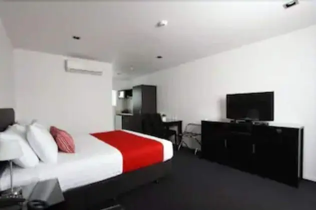 Standard Stüdyo, Sigara İçilmez (studio)