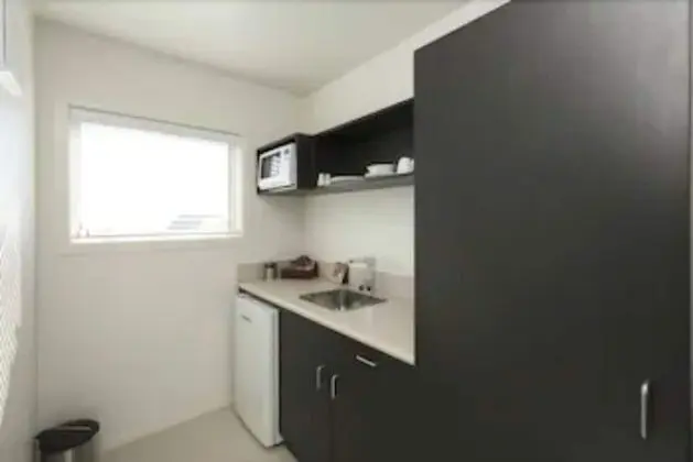 Standard Stüdyo, Sigara İçilmez (studio)