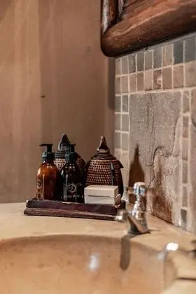 Luxury Tek Büyük Yataklı Oda, 1 En Büyük (King) Boy Yatak, Bahçe Manzaralı