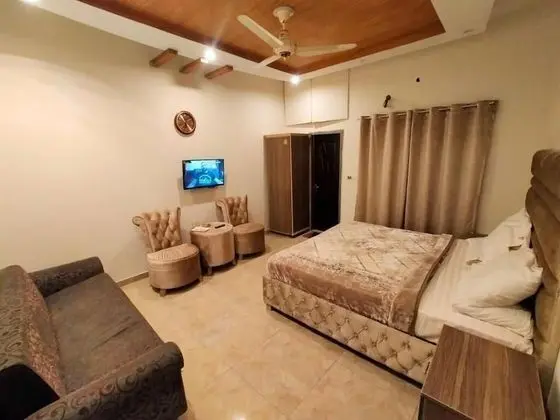 Deluxe Tek Büyük Yataklı Oda