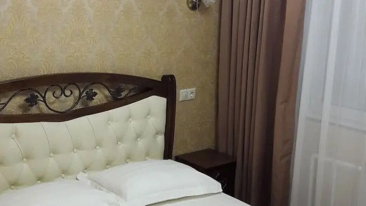 Süit, 1 En Büyük (King) Boy Yatak