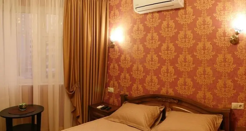 Süit, 1 En Büyük (King) Boy Yatak