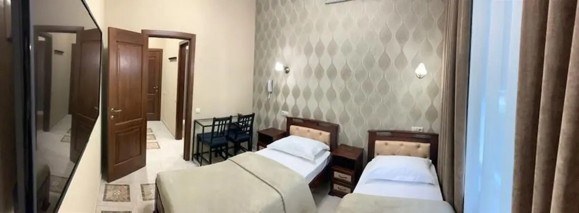 Superior Tek Büyük veya İki Ayrı Yataklı Oda