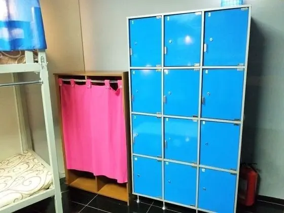 Standard Ortak Ranzalı Oda, Sadece erkekler için (10 beds)