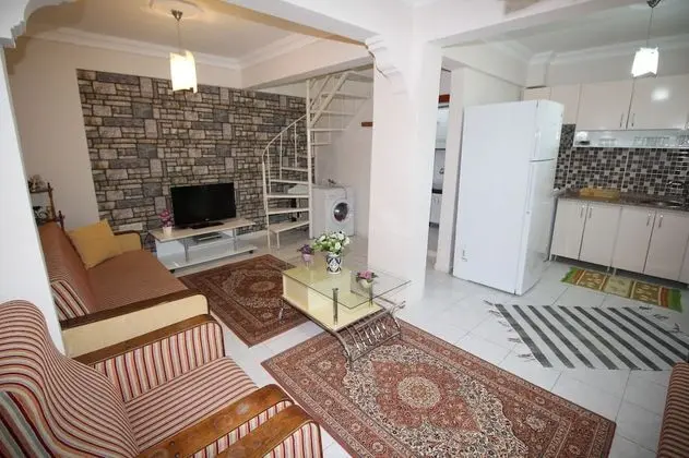 Duplex, 3 Bedrooms