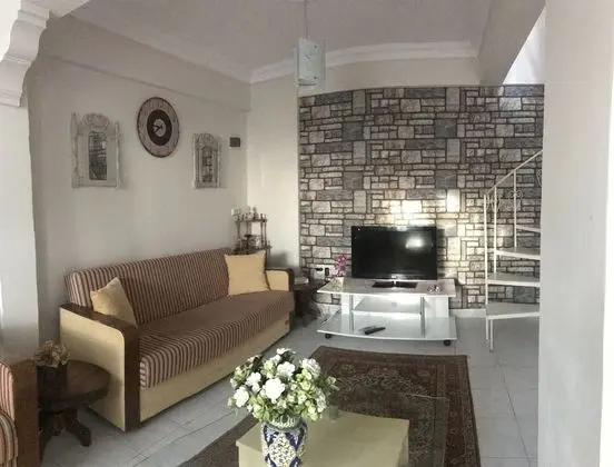 Duplex, 3 Bedrooms