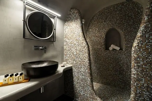 Elegant Suite, Indoor Jetted Tub