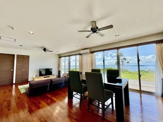 Deluxe Kır Evi, Okyanus Manzaralı