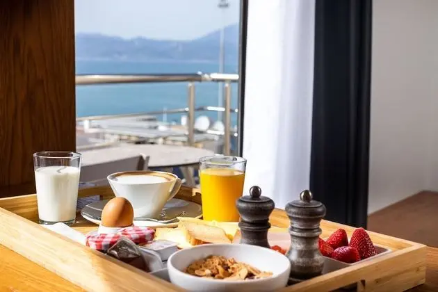 Junior Süit, Balkon, Deniz Manzaralı
