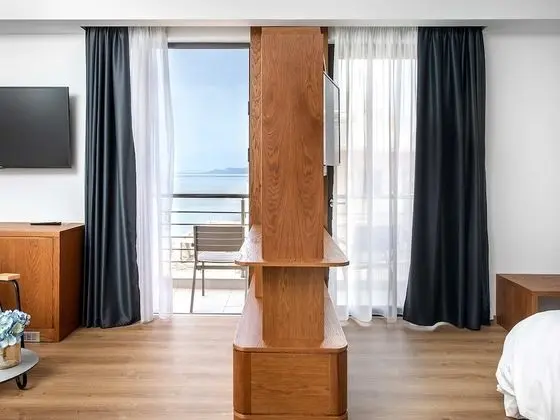 Junior Süit, Balkon, Deniz Manzaralı
