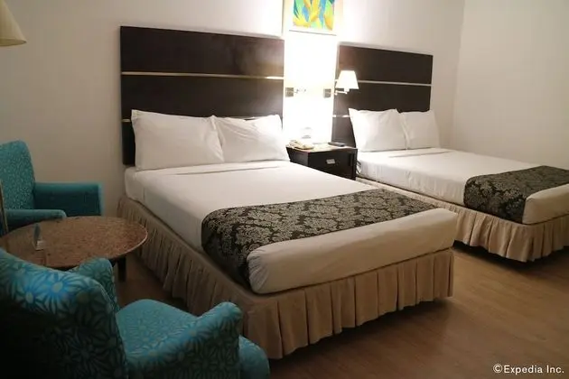 Oda, 2 Çift Kişilik Yatak, Sigara İçilmez
