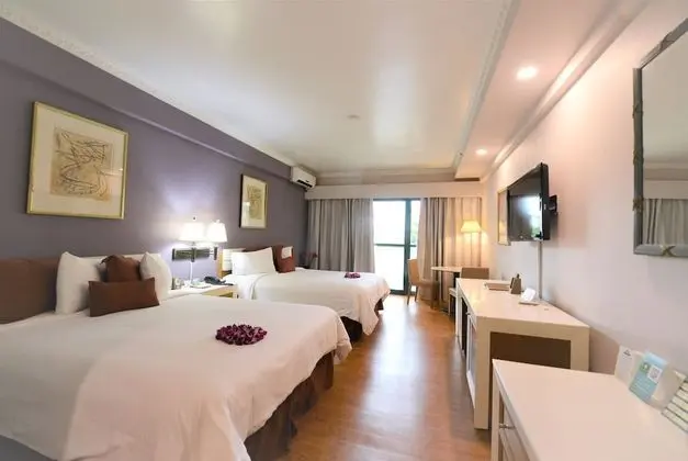 Oda, 2 Büyük (Queen) Boy Yatak, Sigara İçilmez