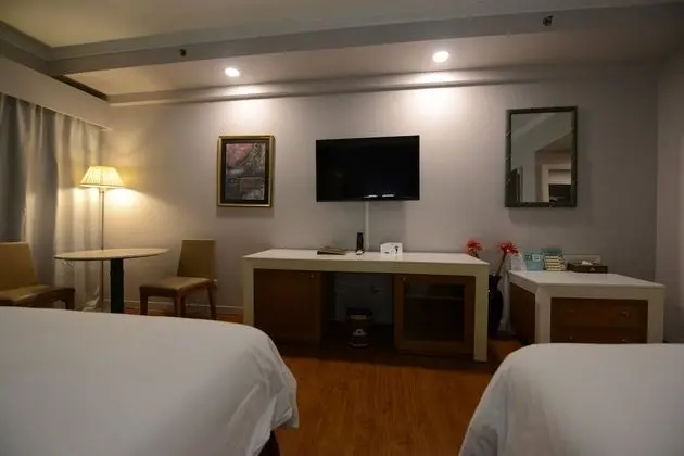 Oda, 2 Büyük (Queen) Boy Yatak, Sigara İçilmez