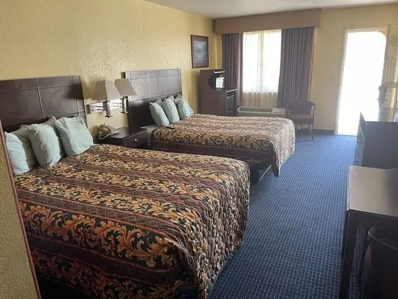 Standard Room, 2 Queen Beds