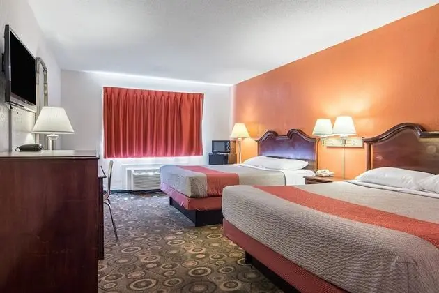 Deluxe Oda, 2 Büyük (Queen) Boy Yatak, Sigara İçilmez, Buzdolabı ve Mikrodalga