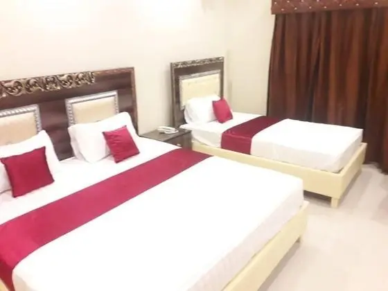 Deluxe Üç Kişilik Oda
