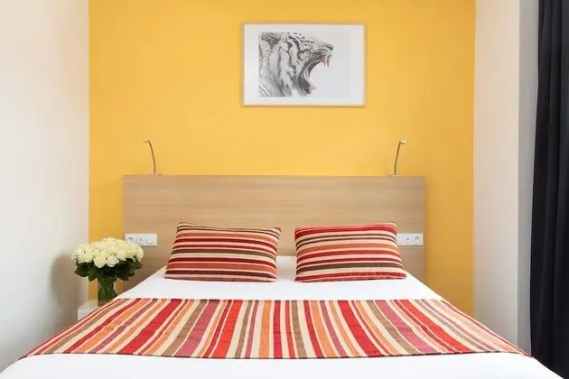 Deluxe Tek Büyük Yataklı Oda