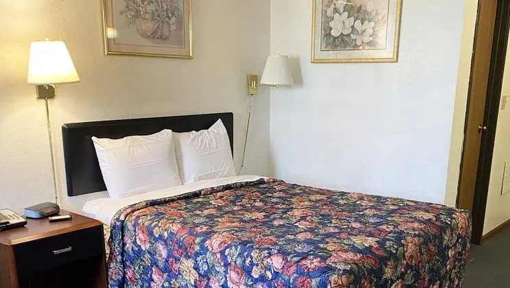Oda, 2 Çift Kişilik Yatak, Sigara İçilmez