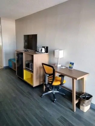 Süit, 1 En Büyük (King) Boy Yatak, Sigara İçilmez (One-Bedroom Suite)