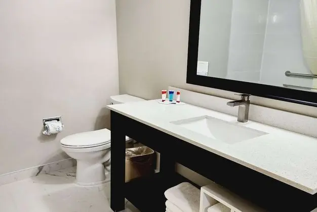 Süit, Buzdolabı ve Mikrodalga
