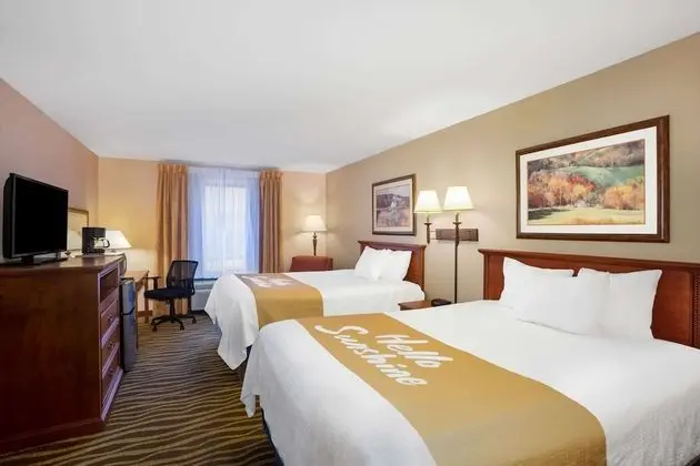 Oda, 2 Büyük (Queen) Boy Yatak, Sigara İçilmez