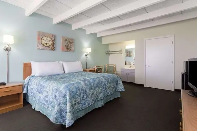 Oda, 1 En Büyük (King) Boy Yatak, Sigara İçilmez (1st Floor, Oceanside)