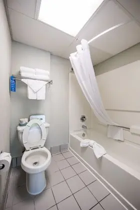 Oda, 2 Çift Kişilik Yatak, Sigara İçilmez, Okyanus Manzaralı (Second Floor)