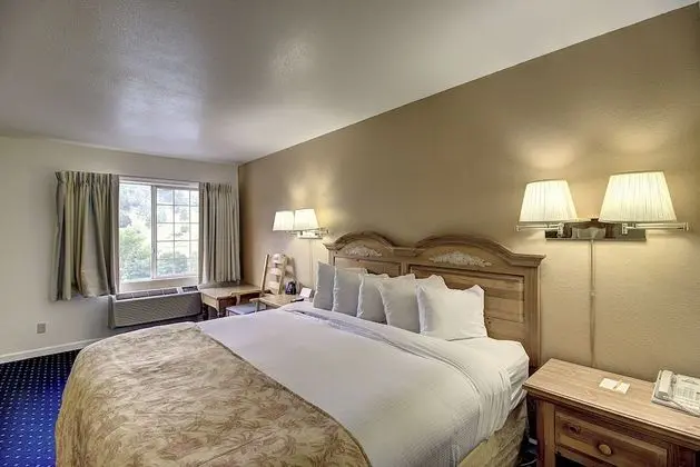 Room, Two King beds Non Smoking