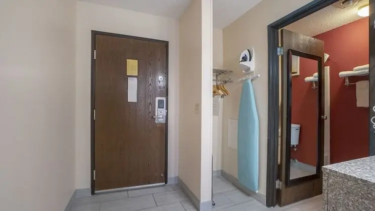 Oda, 2 Büyük (Queen) Boy Yatak, Sigara İçilmez