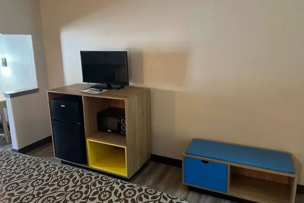 Süit, 1 En Büyük (King) Boy Yatak, Sigara İçilmez