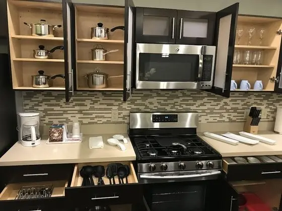 Süit, Sigara İçilmez (Three Bedroom)